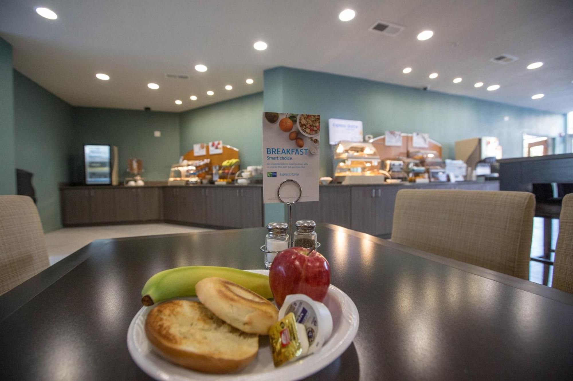 Holiday Inn Express St. Louis Central West End By Ihg Exteriör bild